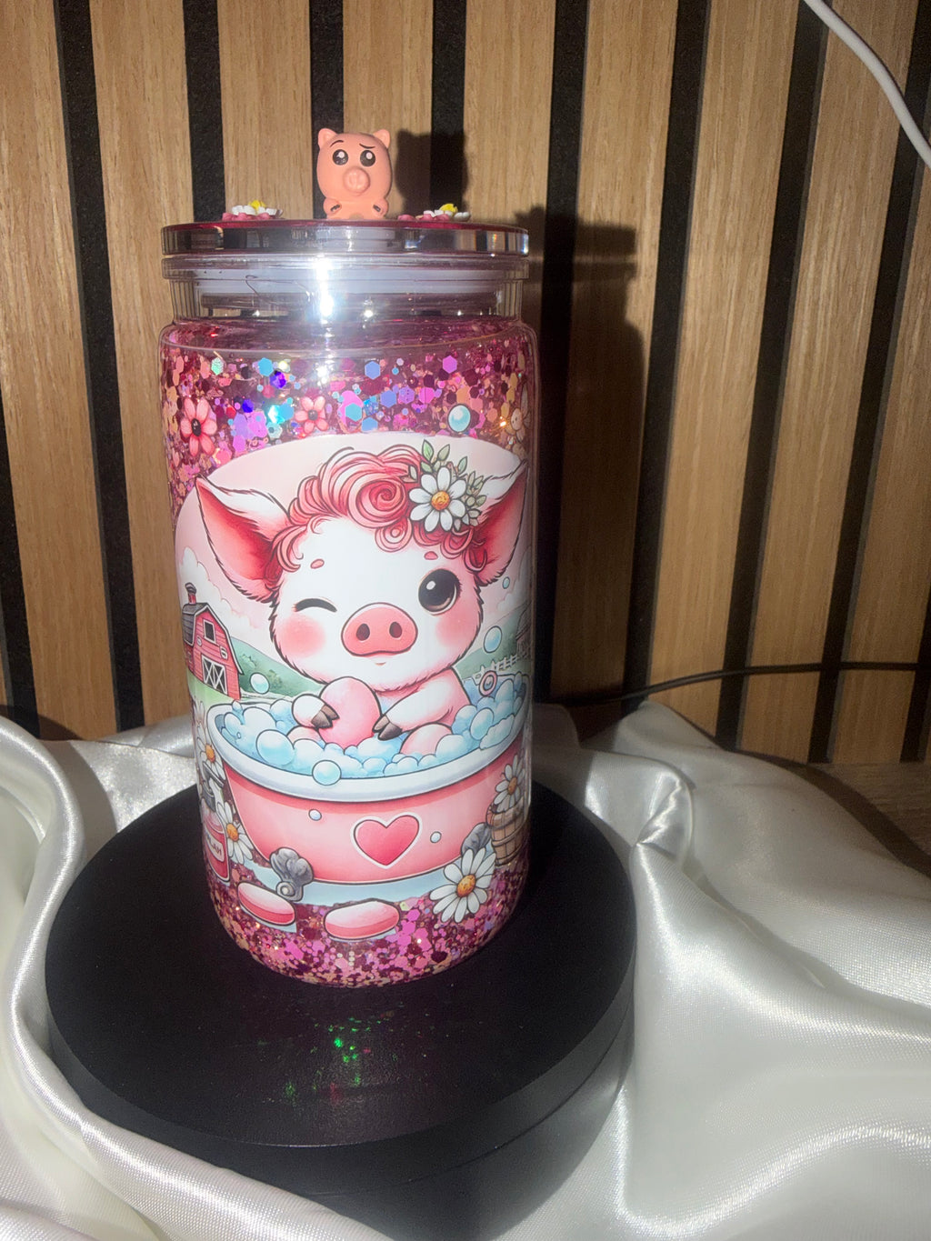 🐷 Gobelet Snowglobe « Effet Paillettes Suspendues » – Petit Cochon
