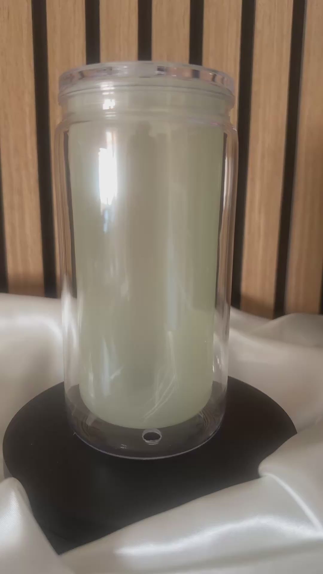 ✨ Découvrez notre nouveau gobelet phosphorescent en édition limitée ! ✨
